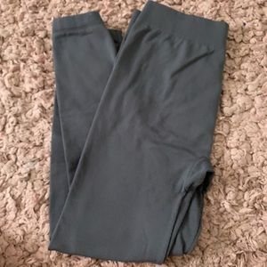 gray leggings